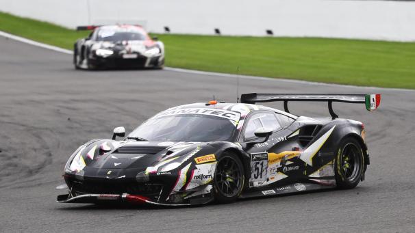 <p>Zum Schluss konnte der Ferrari (#51) den Audi (#32) auf den zweiten Platz verweisen.</p>