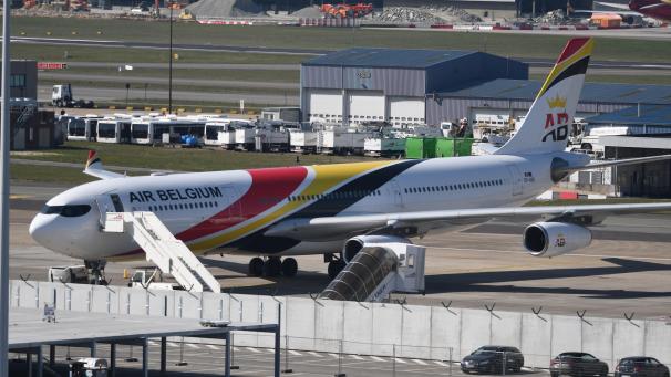 <p>Ein Airbus A340 von Air Belgium.</p>