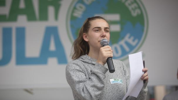 <p>Ist eines der Gesichter der belgischen Klimabewegung „Youth For Climate“: die aus Namur stammende Adélaïde Charlier.</p>