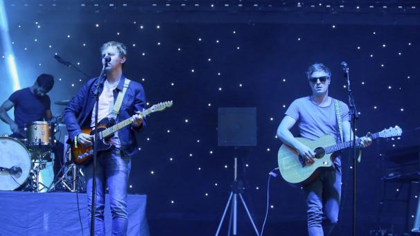 <p>Girls in Hawaii werden am Sonntagabend nach drei Tagen den Schlusspunkt unter „Musik hilft“ setzen.</p>