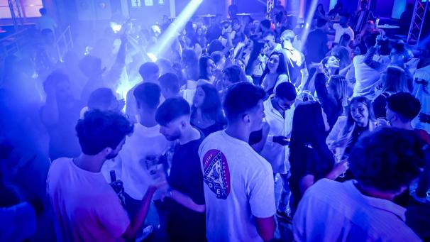 <p>Auch beim nächsten Konzertierungsausschuss am kommenden Freitag dürfen die Diskotheken noch nicht auf eine Wiedereröffnung hoffen.</p>