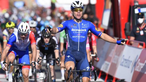 <p>Jakobsen behauptete sich im lang gezogenen Schlussspurt.</p>