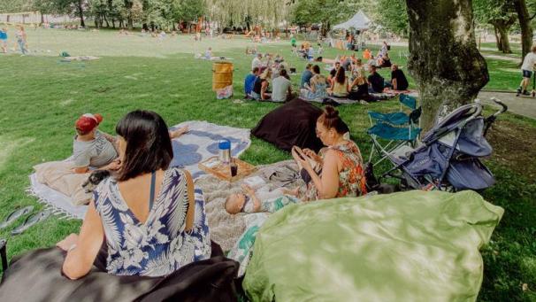 <p>Im Kelmiser Gemeindepark könnte künftig noch mal offiziell „gechillt“ werden.</p>