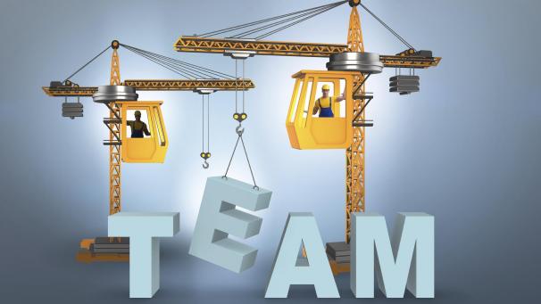 <p>In Sachen Führungskultur hat es in den letzten Jahren einen Wandel gegeben. „Der Chef ist dabei nicht mehr Vortänzer, sondern Mittänzer, der andere nicht mehr bevormundet“, sagt Benno Dunkmann vom ZAWM.</p>