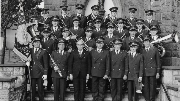 <p>Mit einem umfangreichen Festprogramm wurde 1971 das 50-jährige Bestehen des Vereins gefeiert - damals noch nur unter Männern.</p>