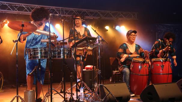 <p>Das Weltmusikfest wurde dieses Jahr als Gratisfestival durchgeführt. So kontte wirklich jeder, der die Aufführungen erleben will, dabei sein.</p>