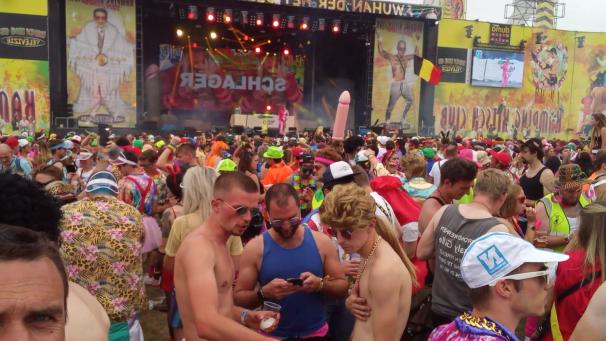 <p>Beim „Kamping Kitsch Club“ herrschte am Samstag Ausnahmezustand.</p>