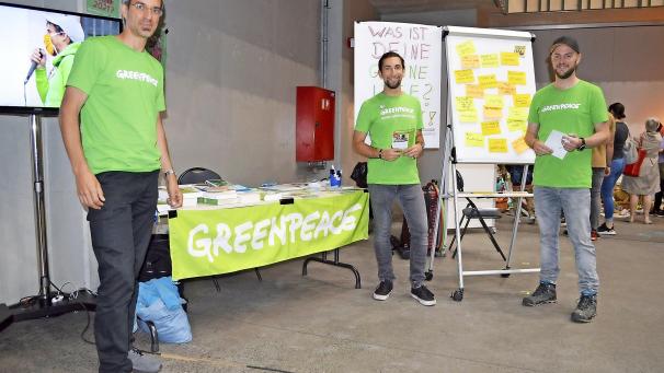 <p>Beim Fair-Wandel-Markt in St.Vith ist Greenpeace Ostbelgien erstmals öffentlich in Erscheinung getreten und hat Ideen zu potenziellen Aktionen gesammelt.</p>