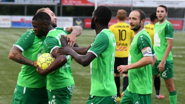 <p>Die Kelmiser jubeln über einen deutlichen Erfolg zum Saisonbeginn.</p>