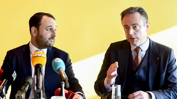 <p>Bart De Wever (r.) und Michael Freilich</p>