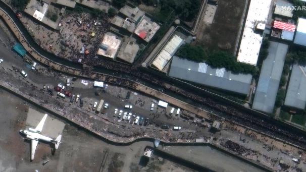 <p>Diese Satellitenaufnahme zeigt den Flughafeneingang Abbey Gate, wo vergangenen Donnerstag ein Anschlag verübt wurde.</p>