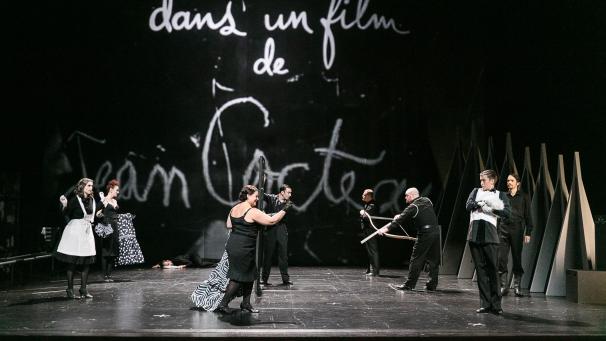 <p>Das Ensemble auf der Bühne des Theaters Aachen</p>