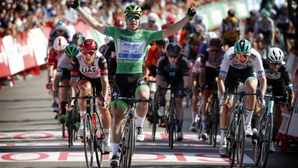 <p>Fabio Jakobsen siegte vor Jordi Meeus (ganz rechts).</p>