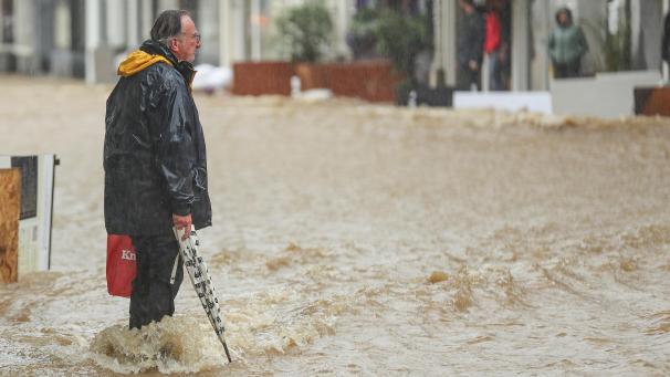 <p>Für Sonnenfreunde verlief der Sommer dieses Jahr ziemlich enttäuschend: Viel Regen, vergleichsweise niedrige Temperaturen - so durchwachsen war es noch nie.</p>