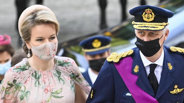 <p>Haben mit einem Corona-Fall zu kämpfen: Königin Mathilde und König Philippe.</p>