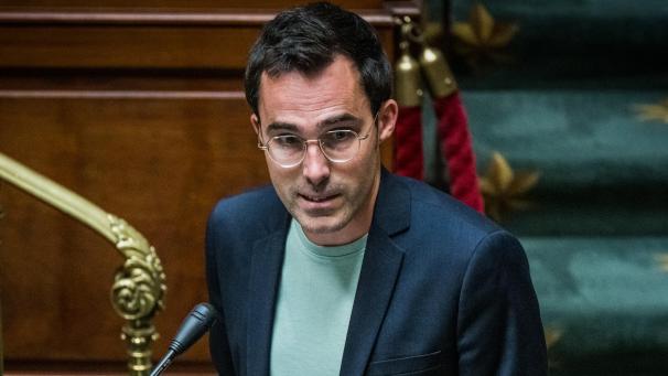 <p>Kristof Calvo</p>