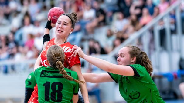 <p>Über ein Dutzend Mal warf Céline Clermont am Samstag ins Netz.</p>