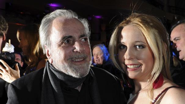 <p>Der Schauspieler Maximilian Schell und seine Lebensgefährtin Iva Mihanovic feiern am 19.01.2013 beim 40. Deutschen Filmball in den Bayerischen Hof in München</p>