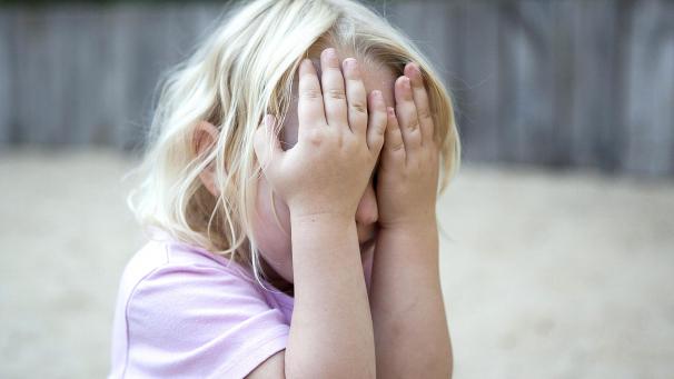 <p>Alles zu viel? Hochsensible Menschen und Kinder sind oft leicht erregbar und sensorisch sehr empfindlich.</p>