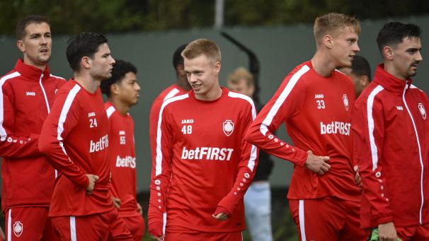 <p>„Wir wollen zeigen, dass wir verdient dabei sind“, so Mittelfeldspieler Arthur Vermeeren.</p>