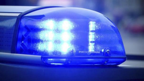 <p>POLIZEIMELDUNG</p>