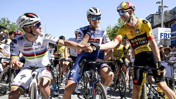 <p>Remco Evenepoel (l.), Tim Merlier und Wout van Aert (r.) werden wohl doch keine Teamkollegen.</p>