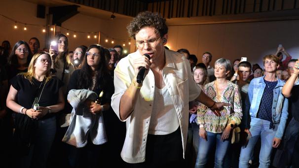 <p>Kamrad sorgte bei den Zuschauern für gute Laune.</p>