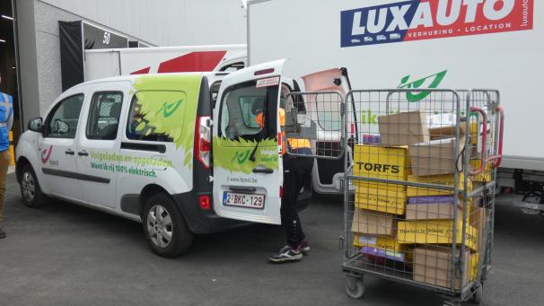 <p>Wer zwischen dem 24. November und Weihnachten ein Paket via Bpost versendet, muss ein Euro zusätzlich bezahlen.</p>