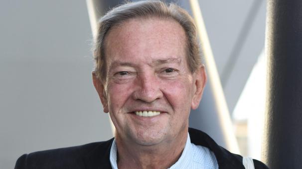 <p>Der schottische Bestsellerautor Martin Walker gestaltet die Auftaktveranstaltung der Aachener Krimitage. Er ist schon zum achten Mal in der Domstadt zu Gast.</p>