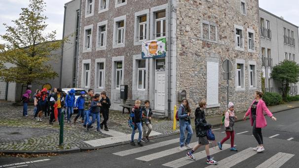 <p>Das akute Platzproblem ist bekannt: Aktuell gehen 342 Kinder in die Dorfschule – Tendenz steigend.</p>