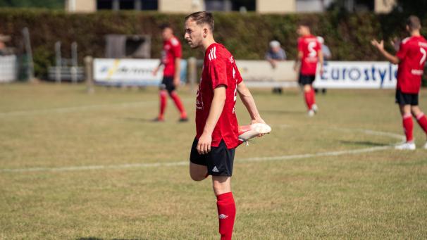 <p>In dieser Saison spielt er zwar nicht mehr gegen seinen Zwillingsbruder Marius (bei Elsenborn), dafür trifft Yannick Dederichs am Sonntag auf seinen Heimatverein Weywertz.</p>