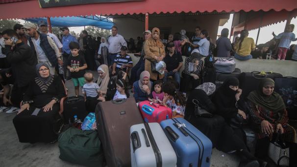 <p>Nach den Terrorattacken der islamistischen Hamas geht Israel mit großer Härte gegen die Organisation vor. Die Palästinenser im Gazastreifen sind Leidtragende.</p>