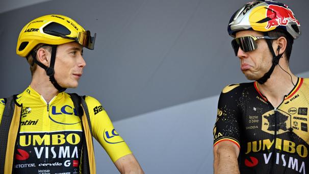 <p>Auch Jonas Vingegaard (links) und Wout van Aert wirken in der Frage nach dem Nachfolger des bisherigen Sponsors Jumbo etwas ratlos.</p>