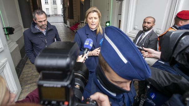 <p>Annelies Verlinden stellte sich am Samstag den Fragen der Presse.</p>