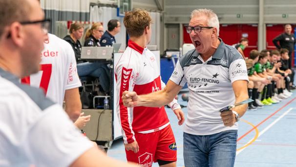 <p>Eupen überzeugt erneut – und auch ausTrainer Jean-Luc Grandjean bricht die Freude heraus.</p>