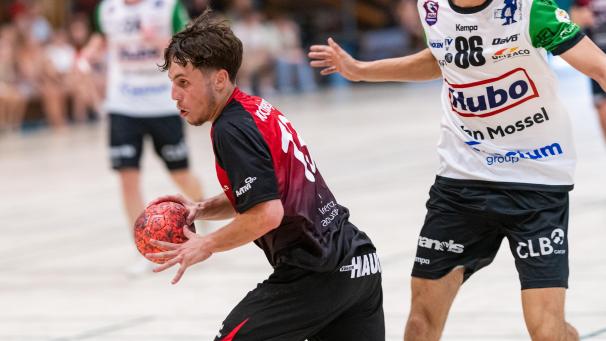 <p>Die Eynattener um Maxence Grosnickel starten auswärts gegen Hubo.</p>