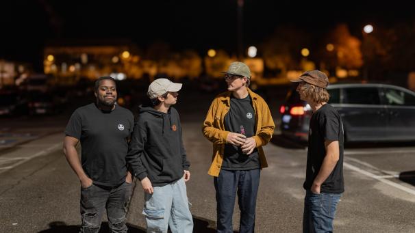 <p>Die Out of Control Crew wurde für einen Gig in den Cross Club eingeladen.</p>