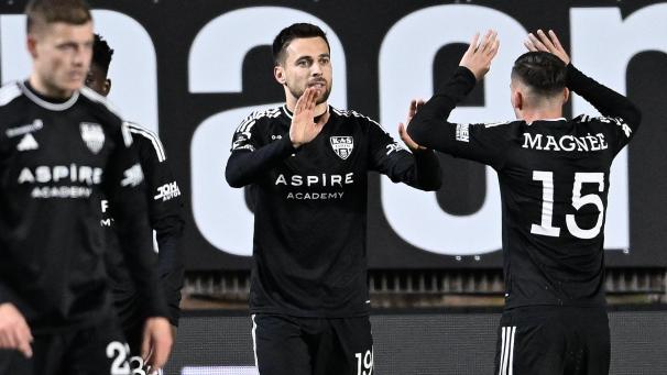 <p>Milos Pantovic</p>