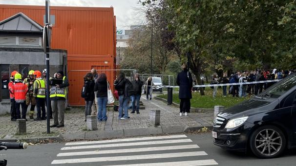 <p>In Charleroi wurde nach dem Bombenalarm ein Sicherheitsperimeter eingerichtet.</p>