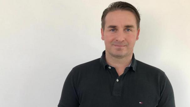 <p>B9723110760Z.1_20200402111446_000+GFQFQS5FN.1-0</p>