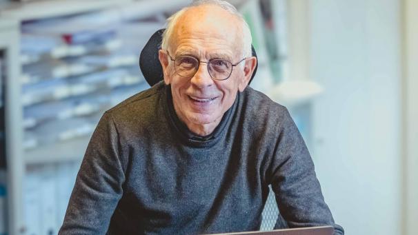 <p>Auch heute noch ist Karl-Heinz Hergenhahn aktiv unterwegs, wenn auch etwas ruhiger im Home-Office.</p>