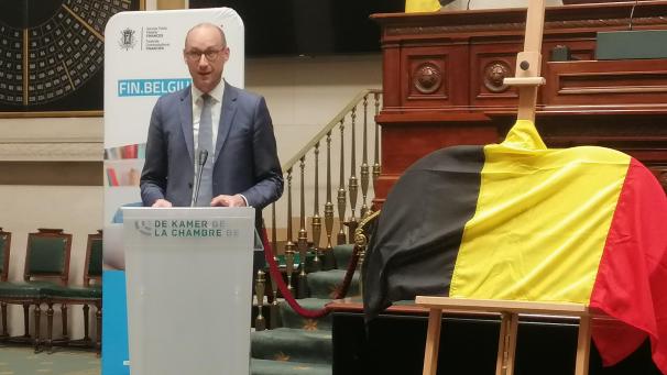 <p>Vincent Van Peteghem</p>