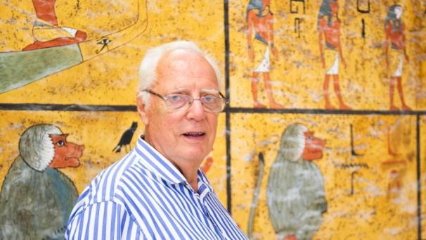 <p>René Schyns, fotografiert während eines Besuchs der Werkstätten der Tutanchamun-Ausstellung.</p>