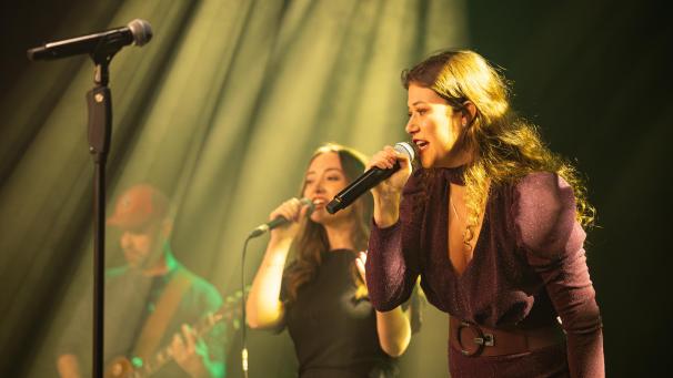 <p>Jana Laschet (rechts) und Elisa Sharipova harmonieren.</p>