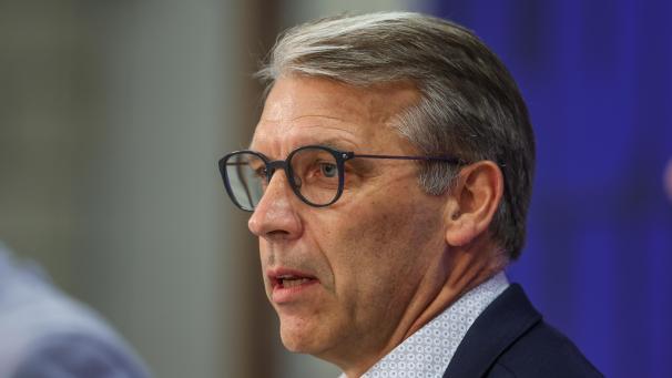 <p>Peter Knäbel</p>