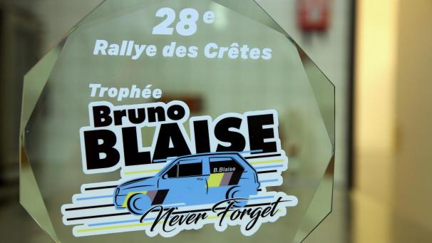 <p>Diese Trophäe in Gedenken an Bruno Blaise wird nur in diesem Jahr vergeben.</p>