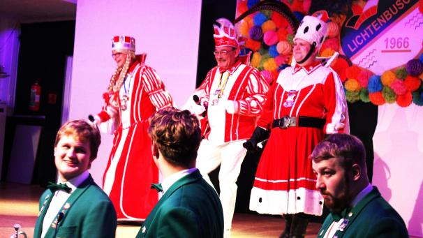 <p>Mit dem Dreigestirn ging die Party erst richtig los: ausgelassene Freude pur.</p>