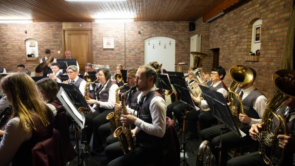 <p>Die Musiker boten ein abwechslungsreiches Programm, in dem sogar Beatboxing enthalten war.</p>