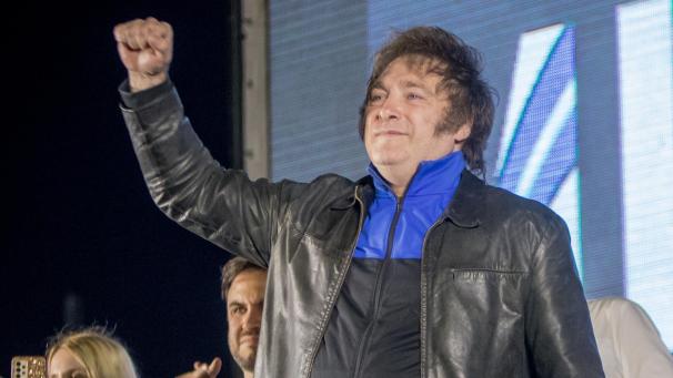 <p>Javier Milei von der Partei La Libertad Avanza bei der Abschlusskundgebung im argentinischen Präsidentschaftswahlkampf.</p>