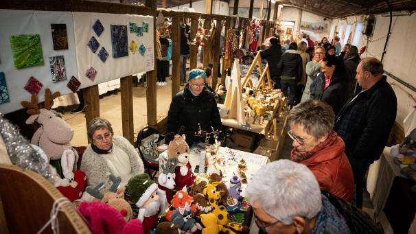 <p>Die alte Scheune Martiny bietet einen schönen Rahmen für den Handwerkermarkt.</p>